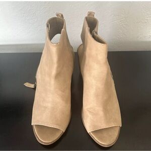 Circus by Sam Edelman Women’s Ankle Booties Beige Faux Suede Shoe US 9M EUR 39